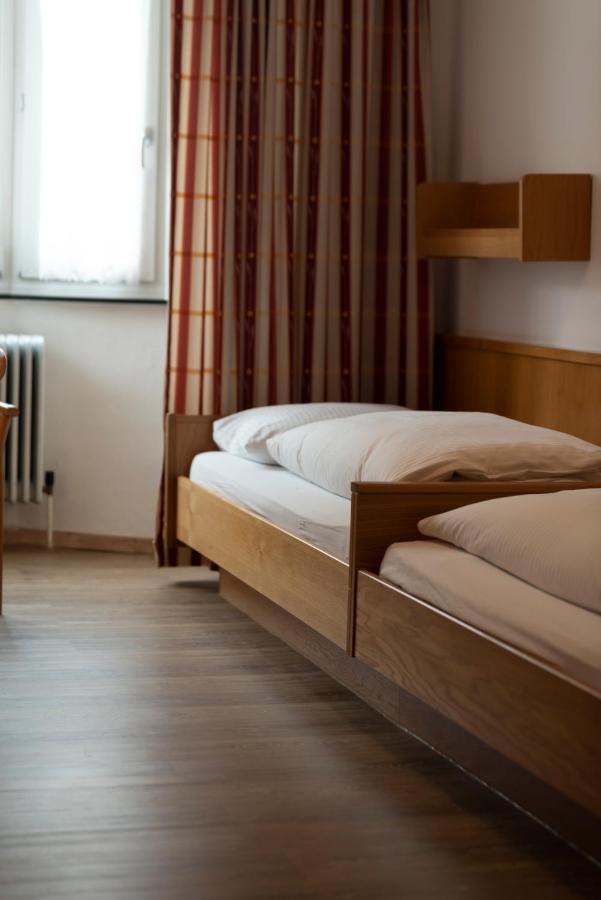 Hotel Krone Matrei am Brenner Ngoại thất bức ảnh